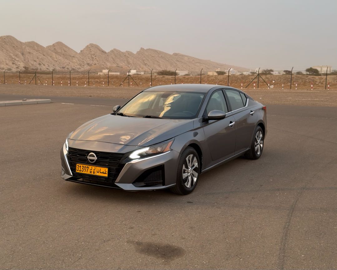 Car Image 2019 NISSAN ALTIMA S