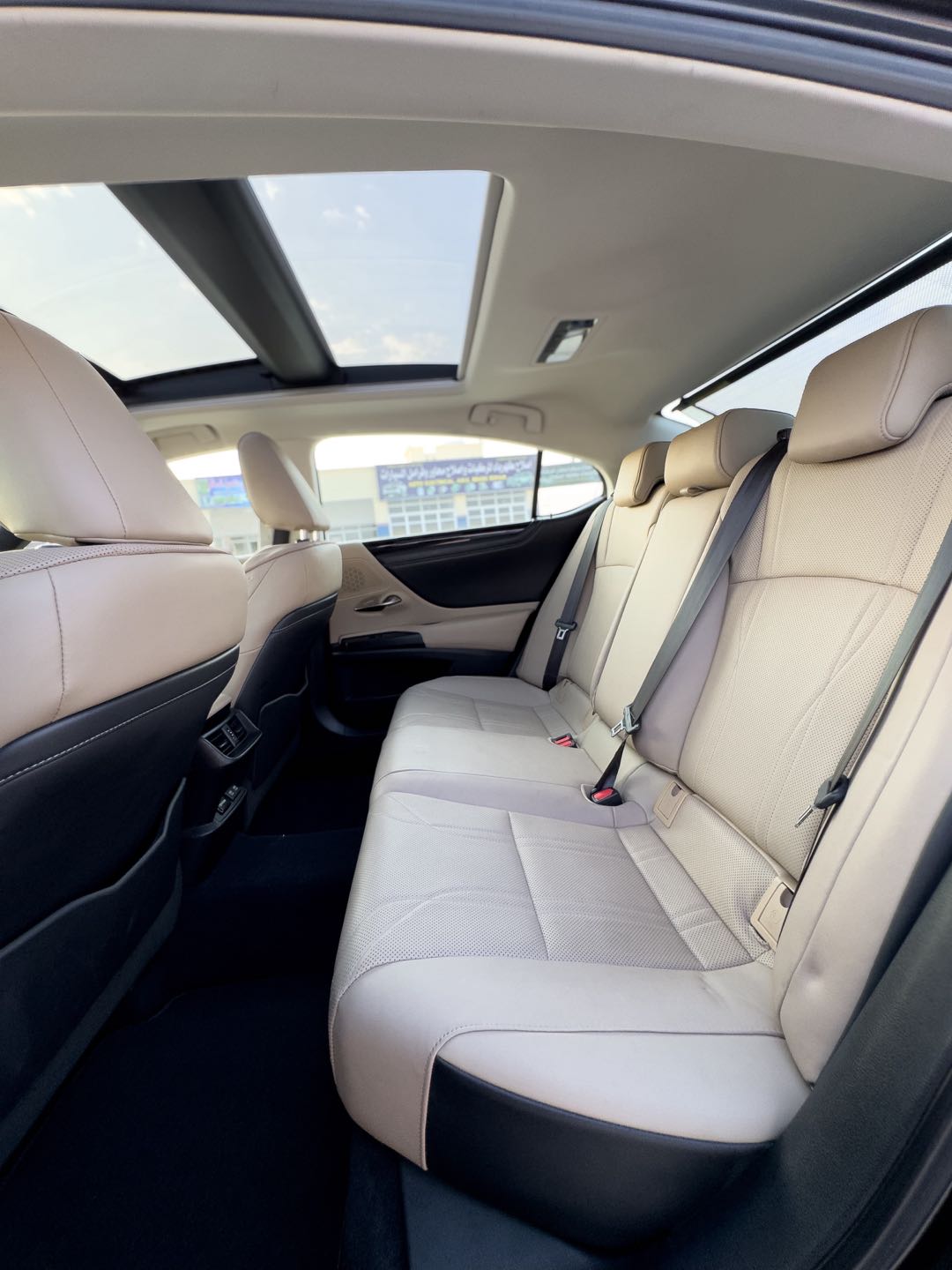 Car Image 2020 LEXUS ES 350