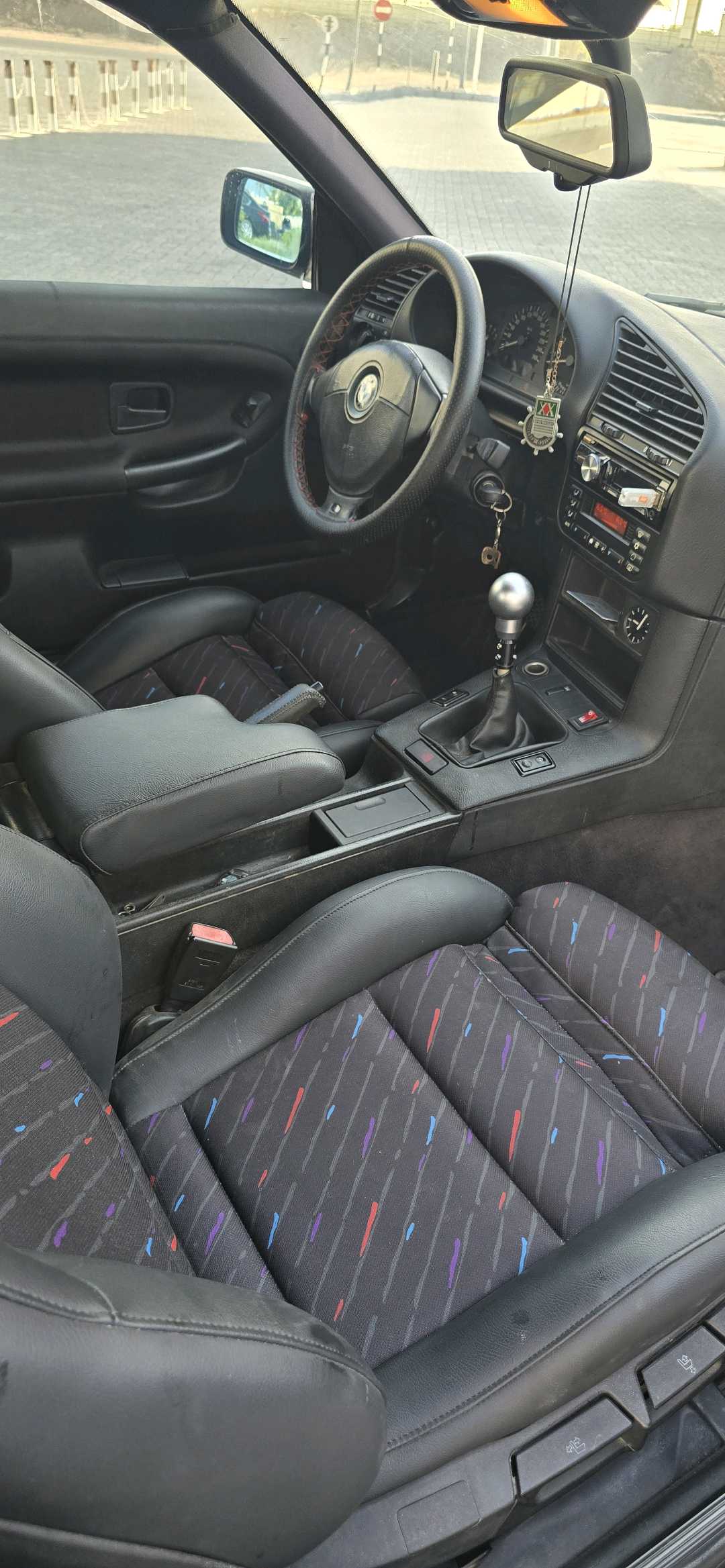 Car Image 1997 BMW 3 SERIES 328
