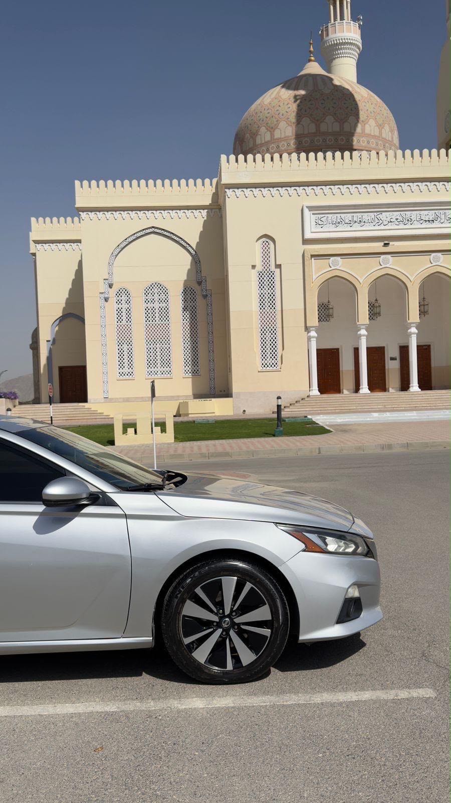 Car Image 2019 NISSAN ALTIMA SL