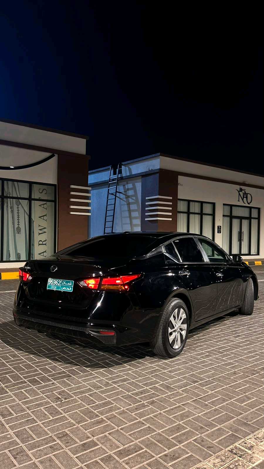 Car Image 2020 NISSAN ALTIMA S