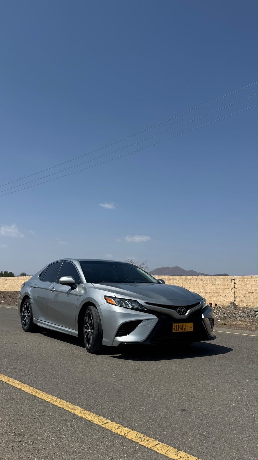 Car Image 2020 TOYOTA CAMRY SE