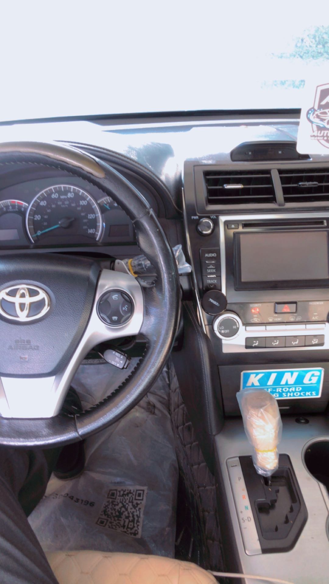 Car Image 2013 TOYOTA CAMRY SE