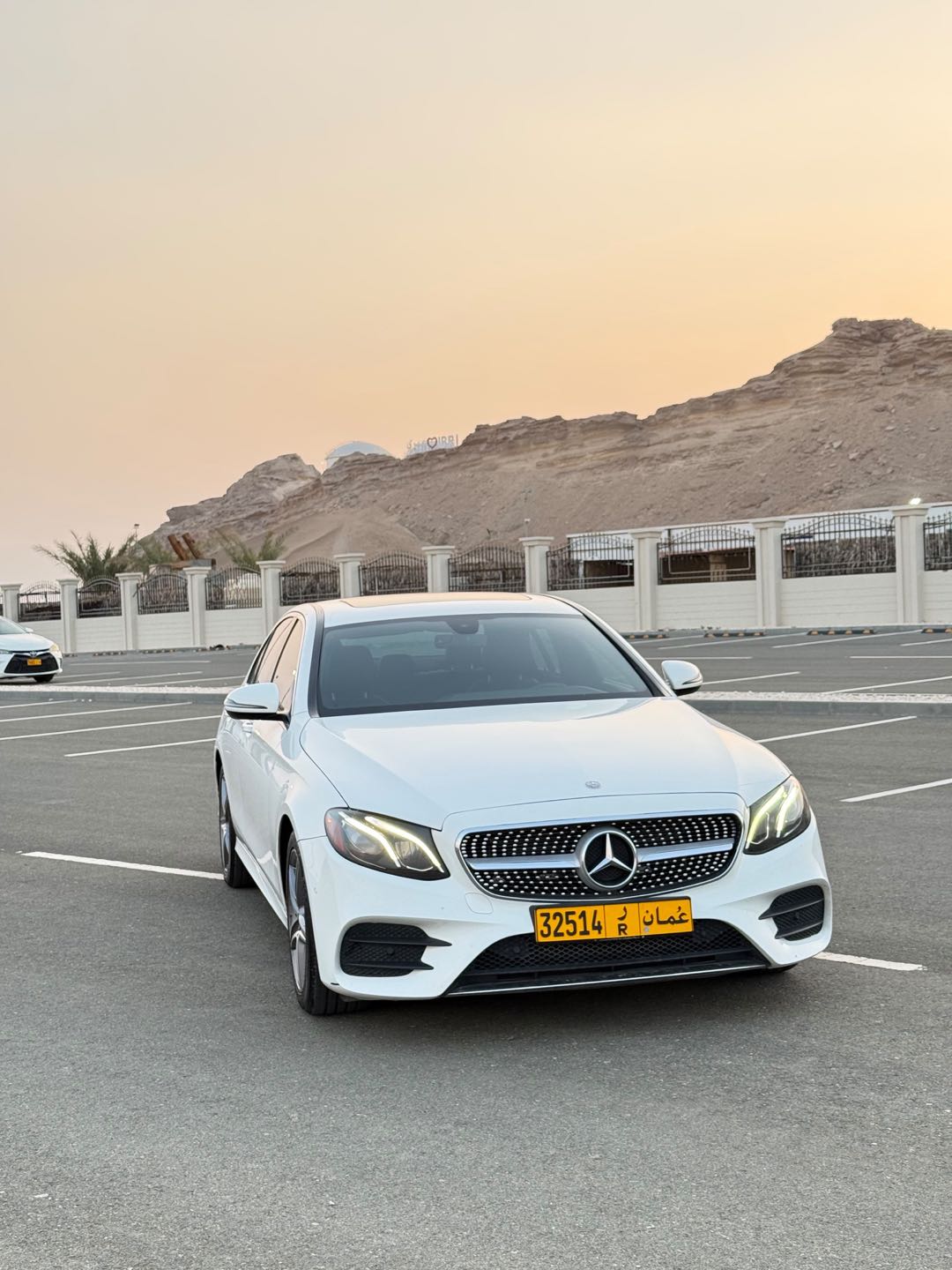 Car Image 2017 MERCEDES E Class 300