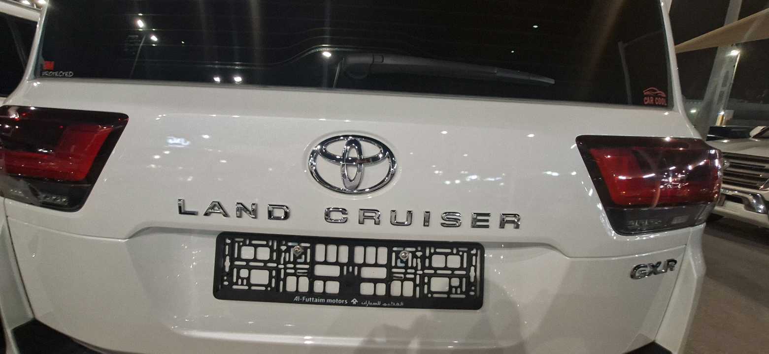 Car Image 2026 TOYOTA LAND CRUISER GX.R