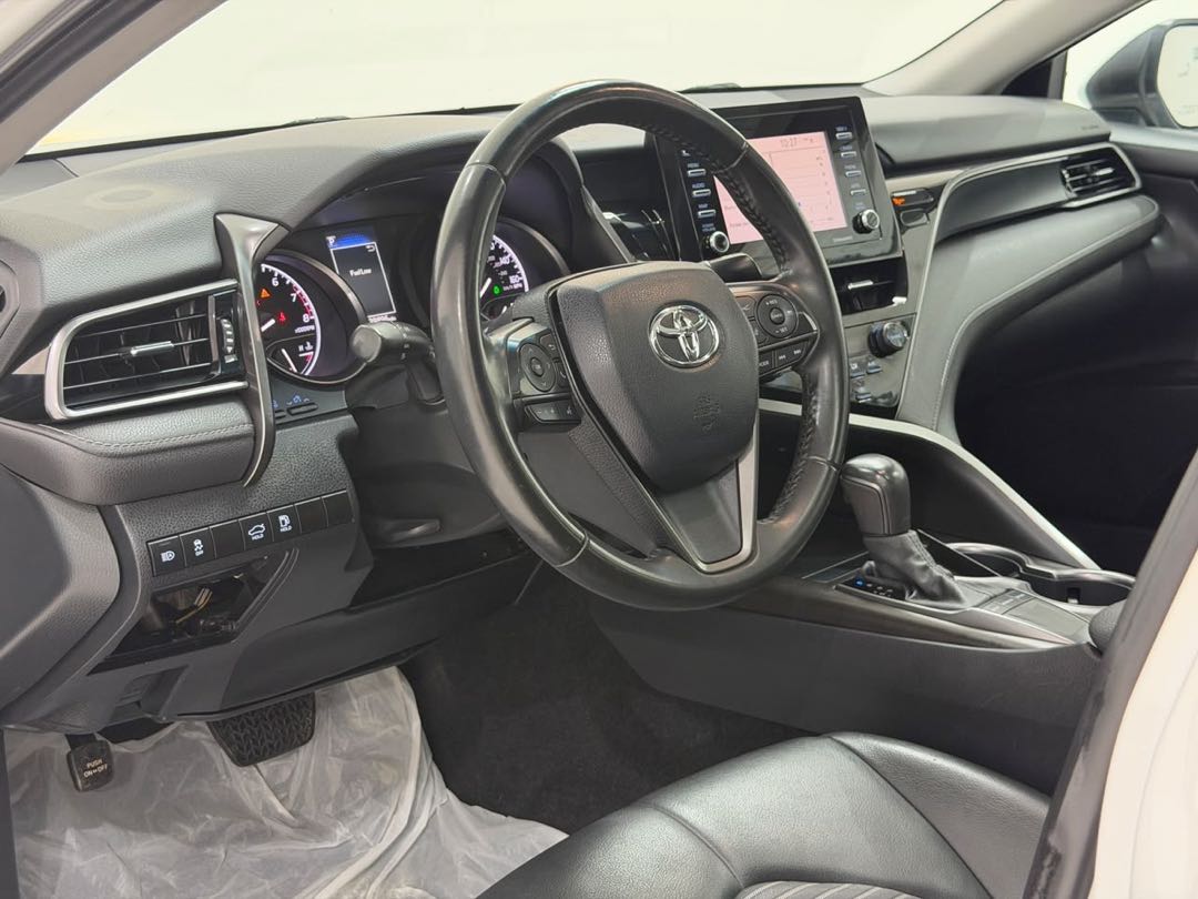 Car Image 2022 TOYOTA CAMRY SE