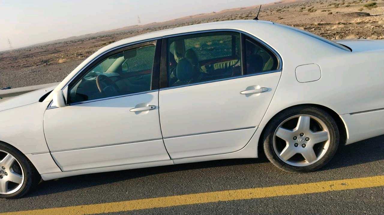Car Image 2001 LEXUS LS 430