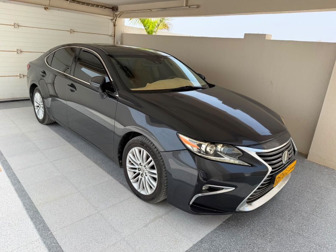 Car Image 2018 LEXUS ES 350