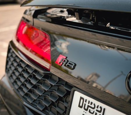 AUDI R8 2023