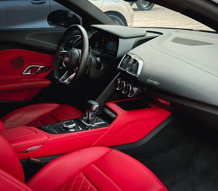 AUDI R8 2023
