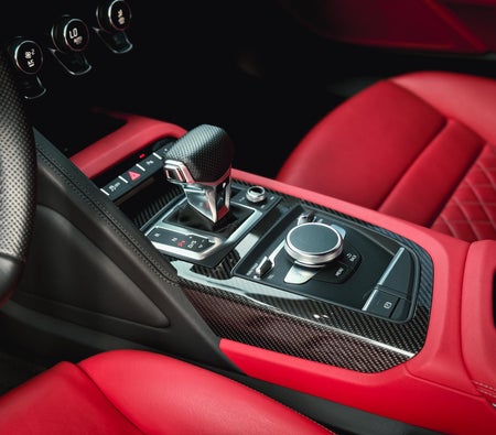 AUDI R8 2023