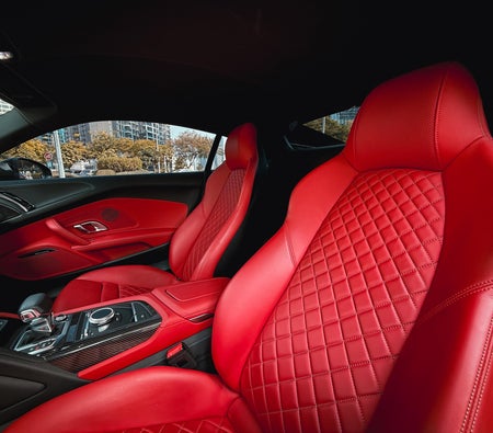 AUDI R8 2023