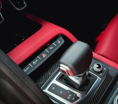AUDI R8 2023