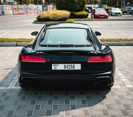 AUDI R8 2023
