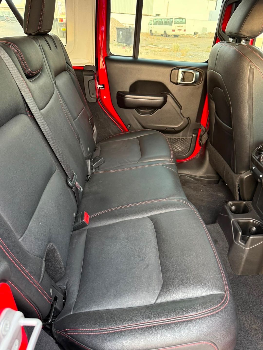 Car Image 2019 JEEP WRANGLER Sport