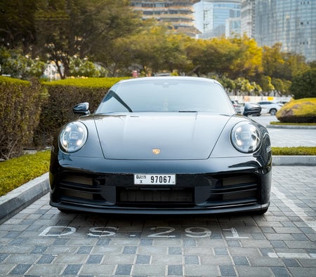PORSCHE 911 2025
