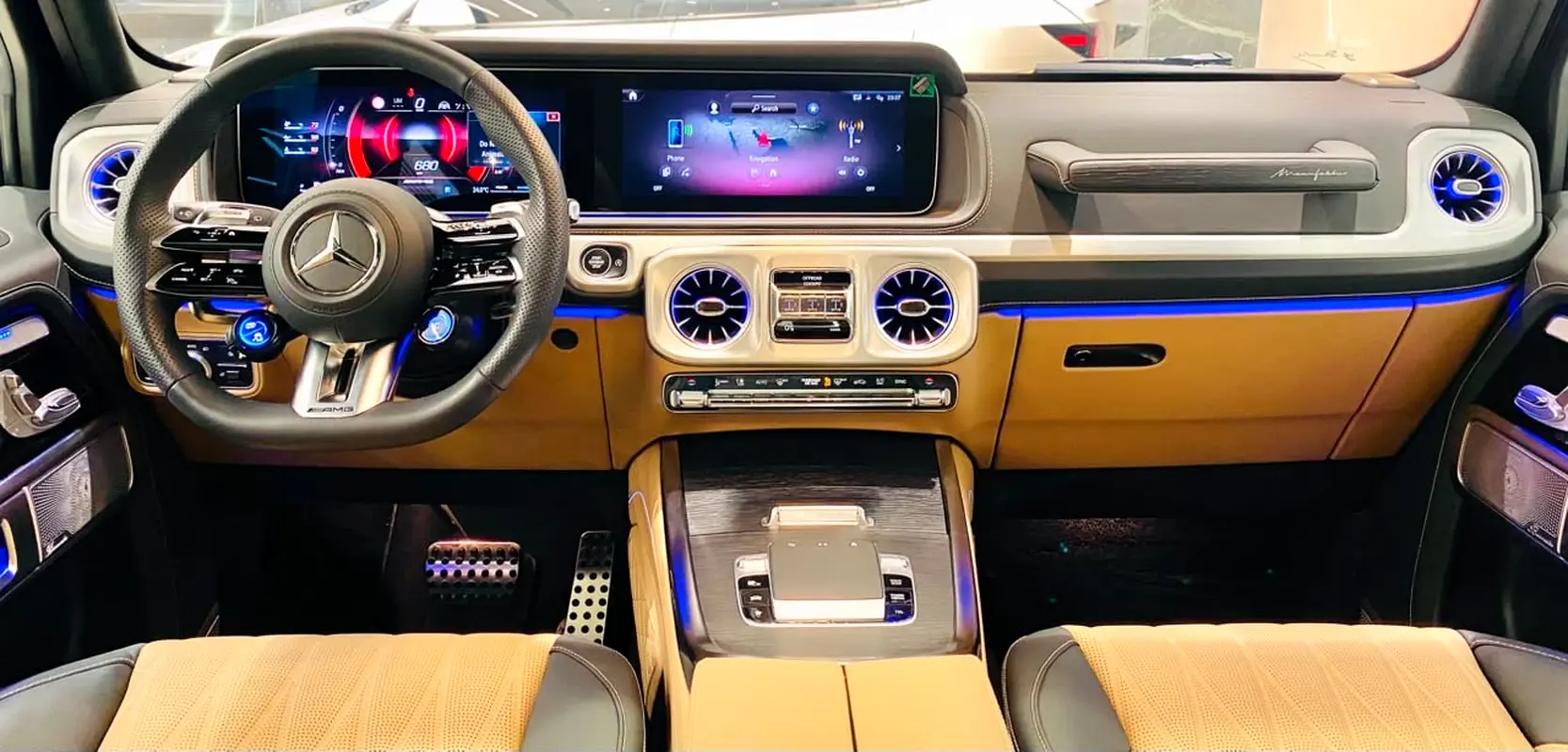 Car Image 2025 MERCEDES G CLASS 63