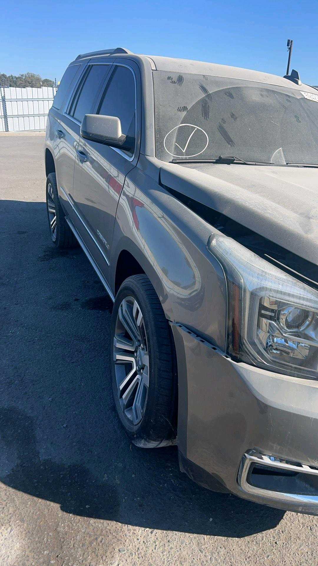 Car Image 2019 GMC YUKON
