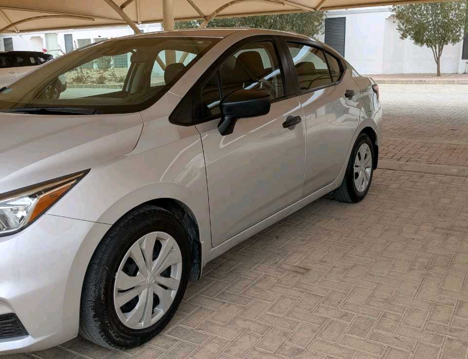 نيسان فيرسا 2022