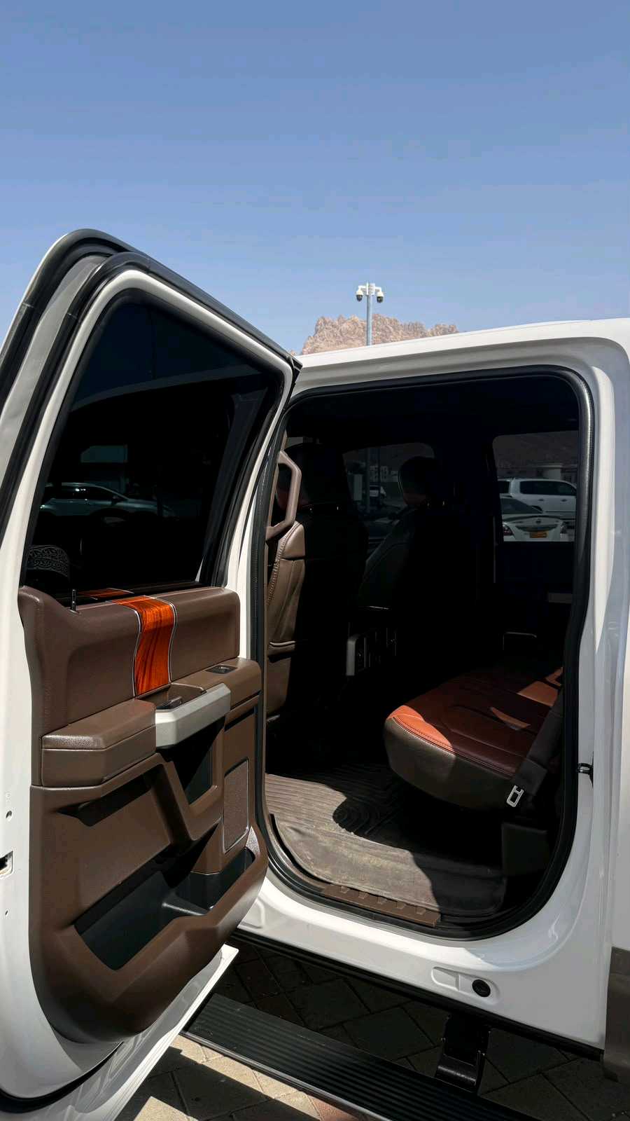 Car Image 2018 FORD F-150 King Ranch