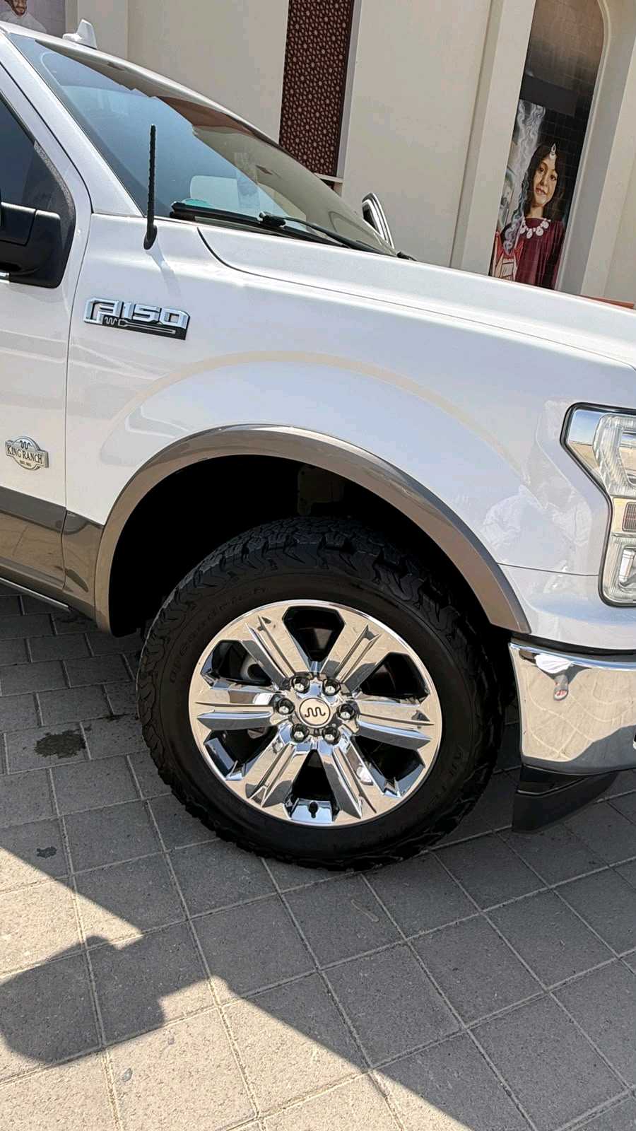 Car Image 2018 FORD F-150 King Ranch
