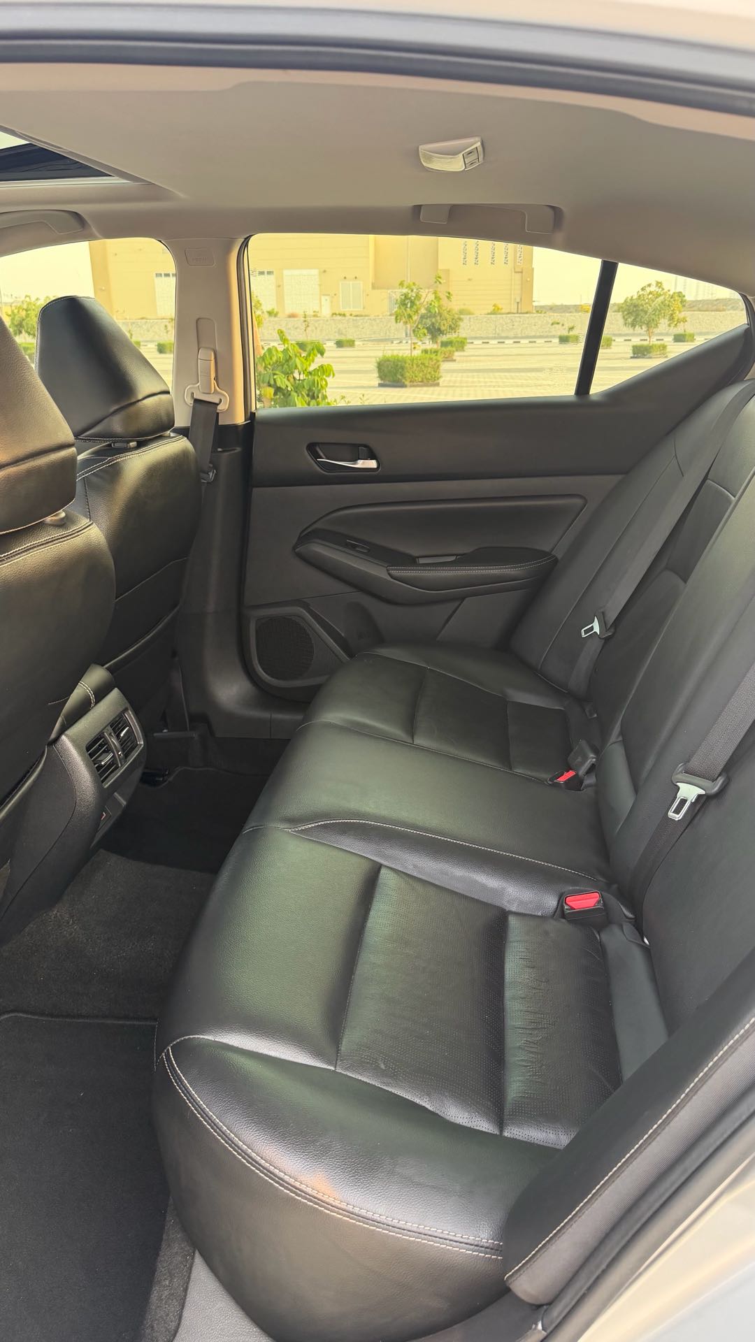 Car Image 2019 NISSAN ALTIMA SL
