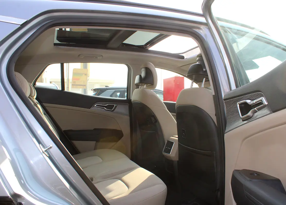Car Image 2023 KIA SPORTAGE 