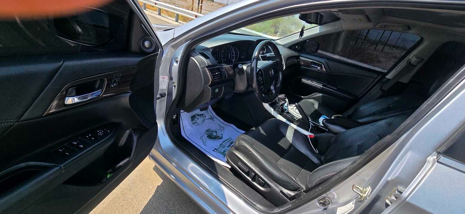 Car Image 2017 HONDA ACCORD EXL