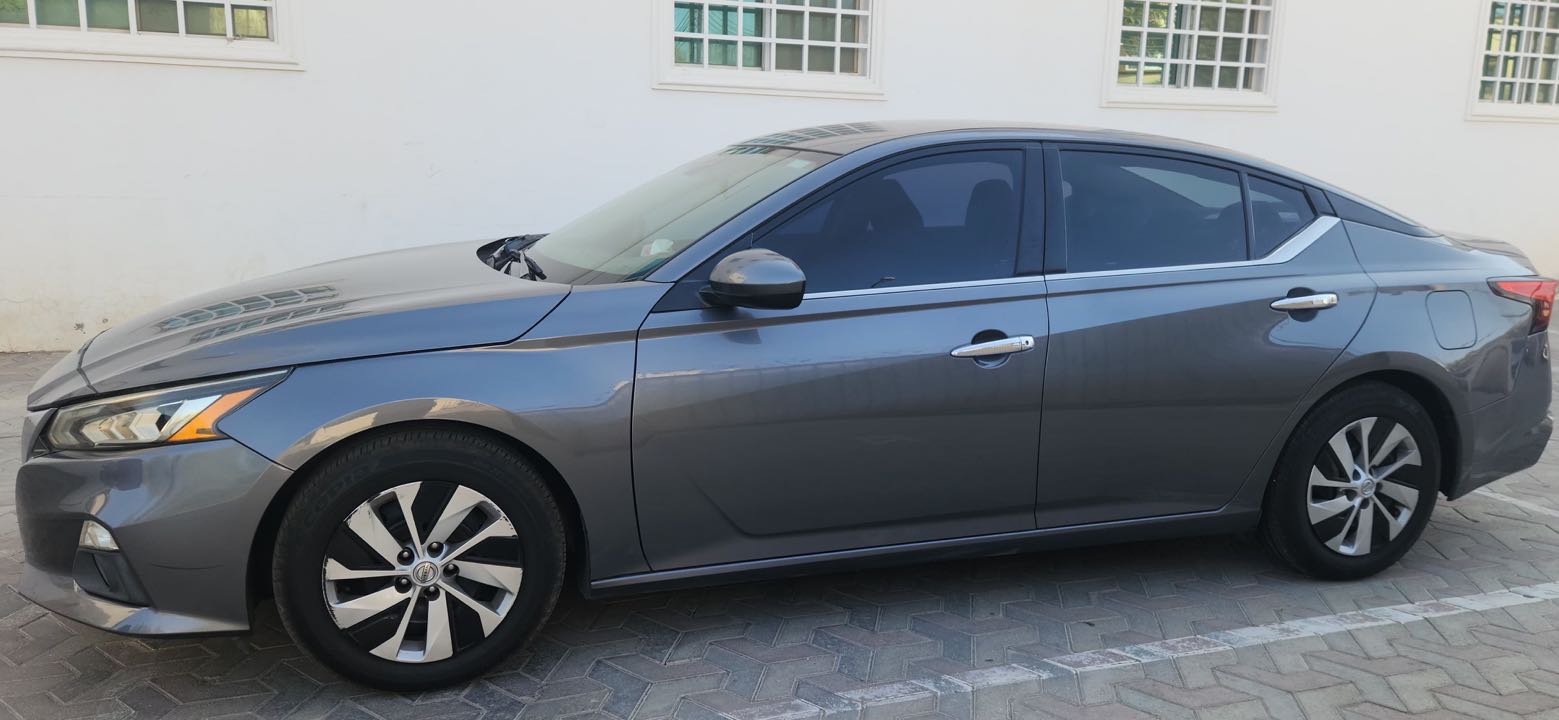 Car Image 2022 NISSAN ALTIMA SV