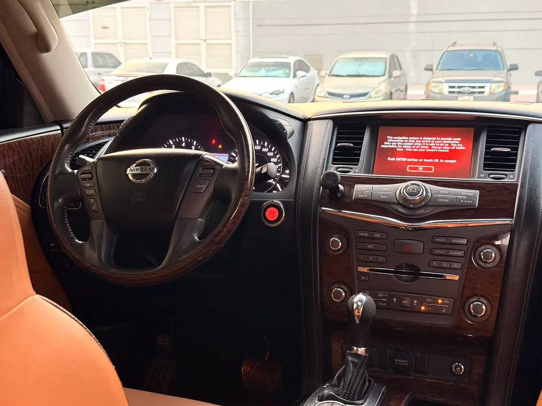 Car Image 2015 NISSAN PATROL LE Titanium