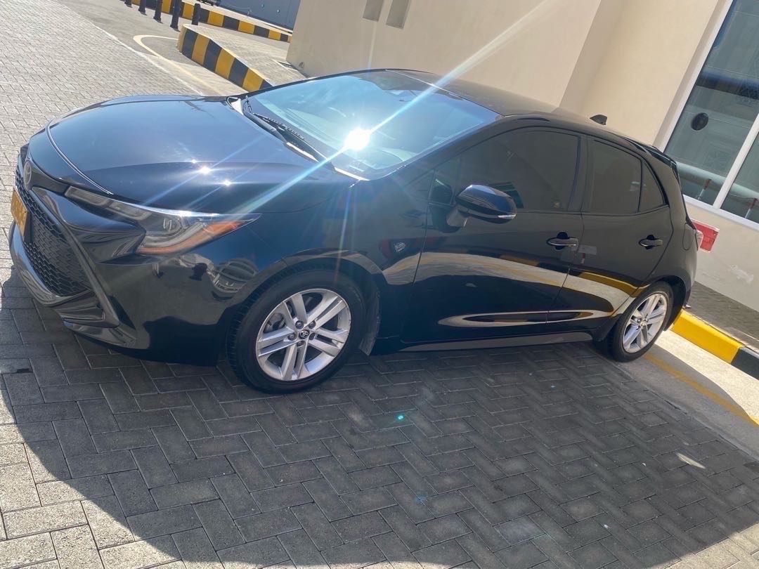 Car Image 2019 TOYOTA COROLLA SE