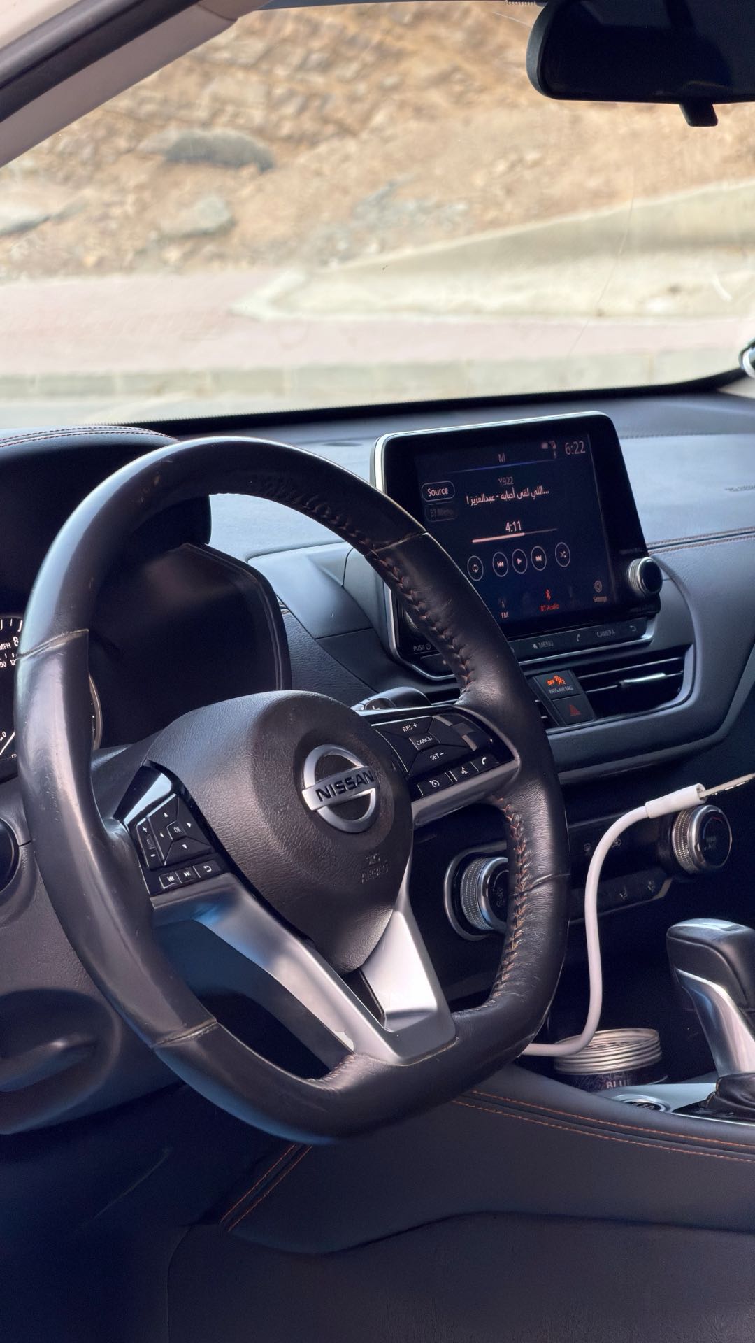 Car Image 2019 NISSAN ALTIMA SR