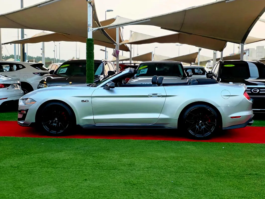 Car Image 2018 FORD MUSTANG GT