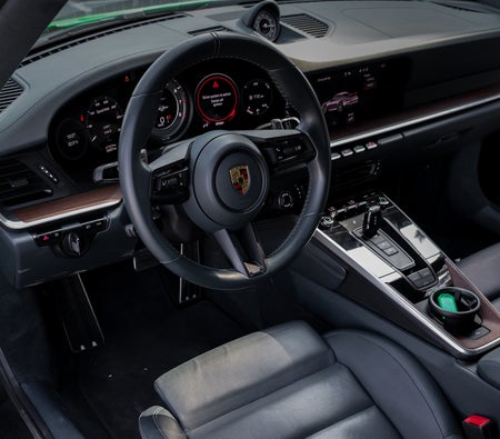 PORSCHE 911 2021