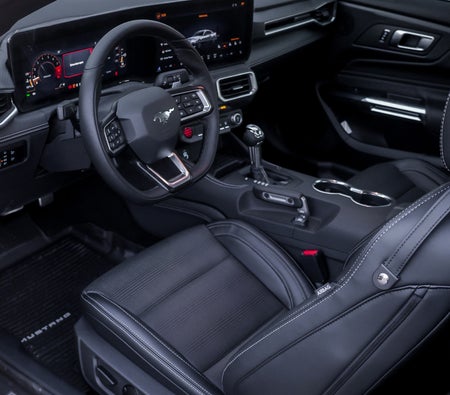 FORD MUSTANG 2024