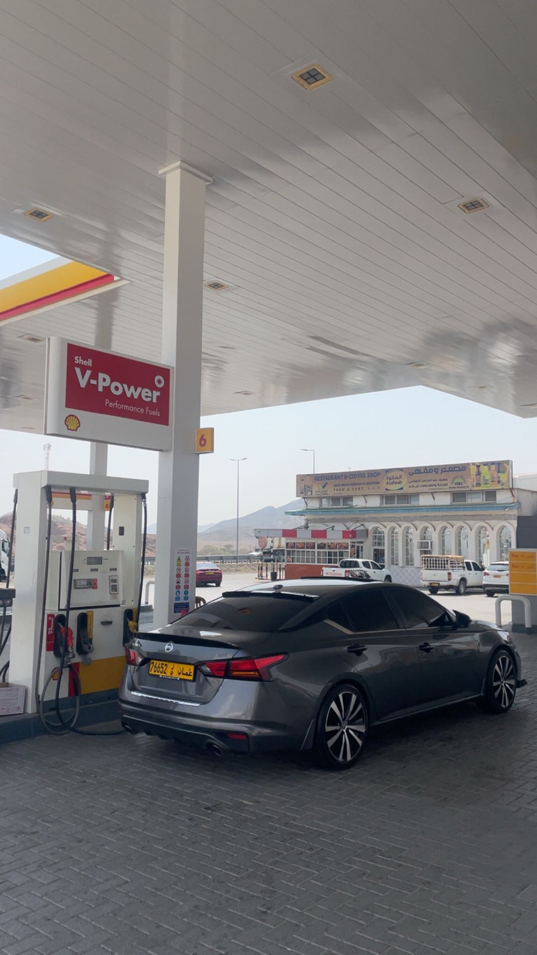 Car Image 2019 NISSAN ALTIMA SR