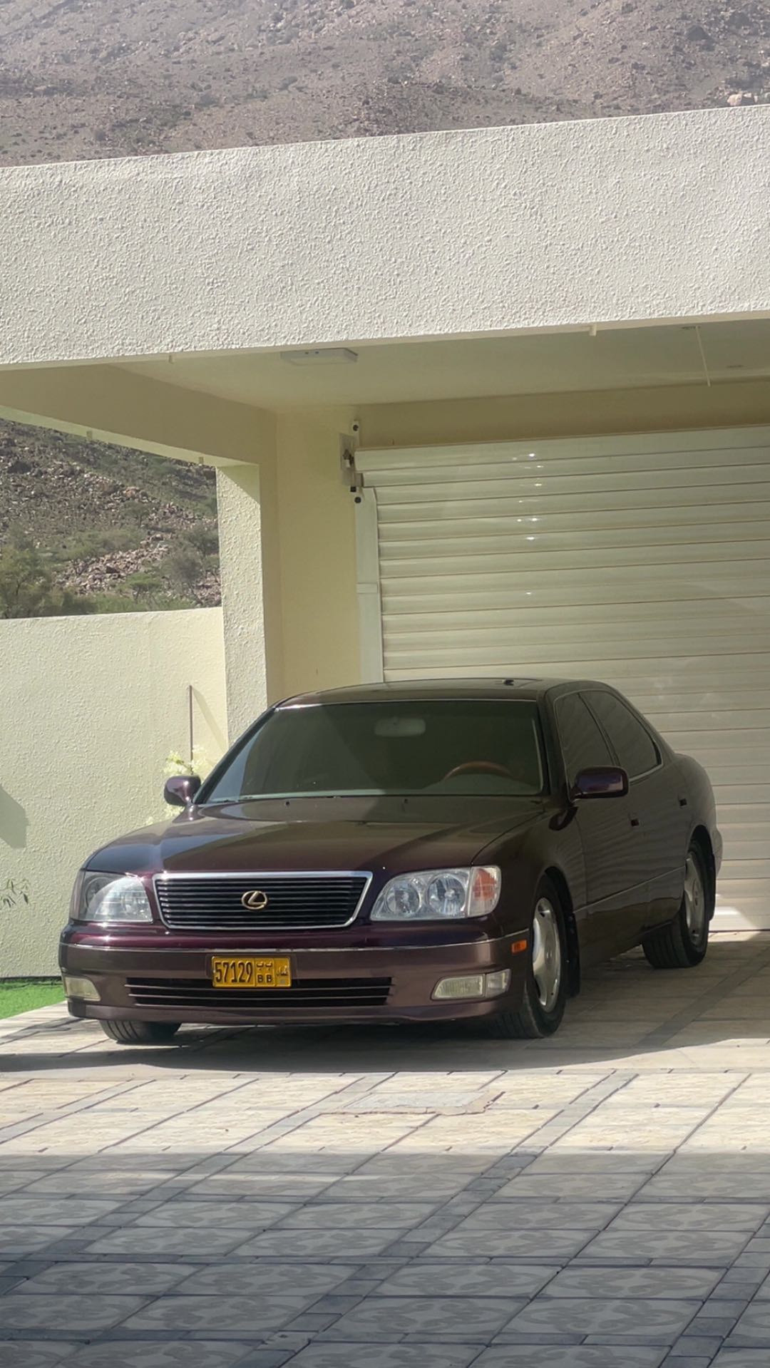 Car Image 1998 LEXUS LS 400