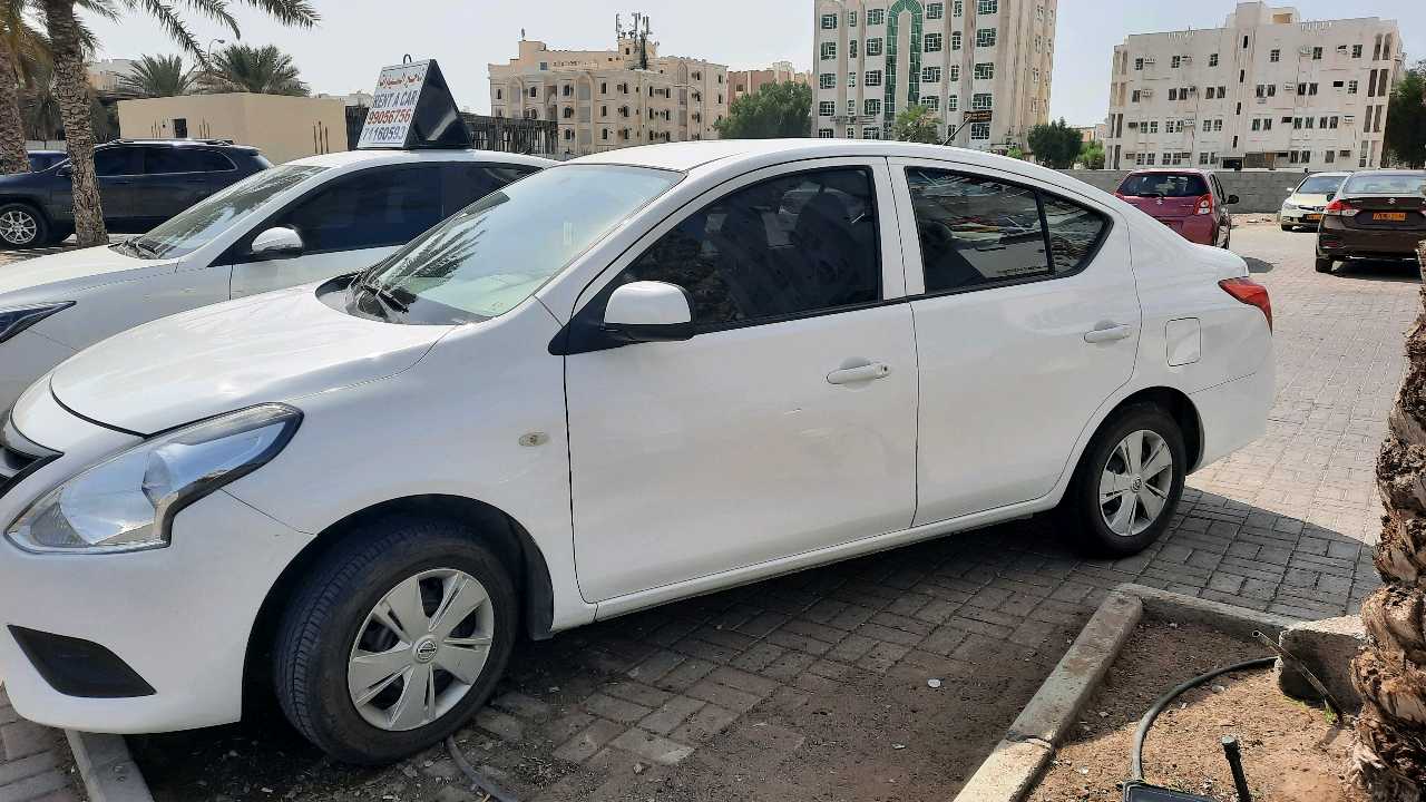 NISSAN SUNNY 2019