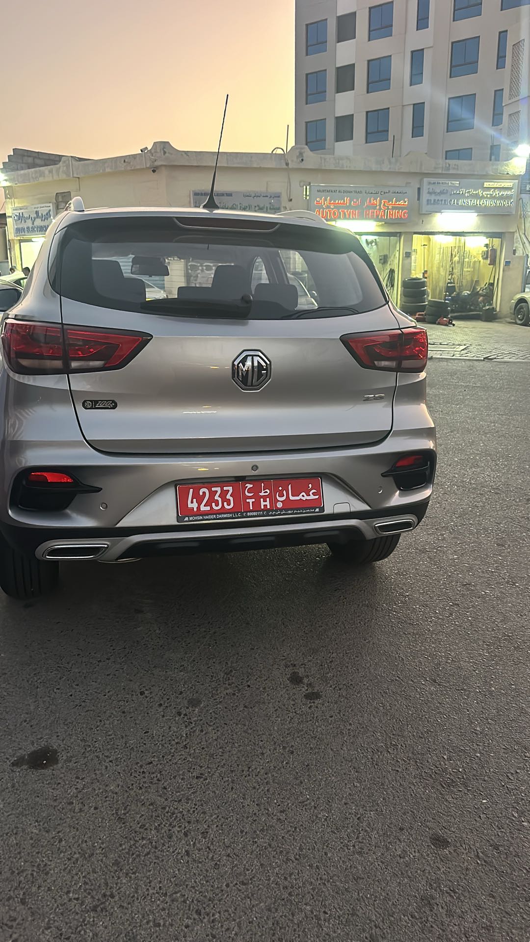 أم جي ZS 2025