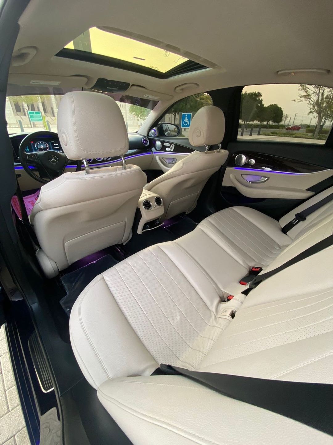 Car Image 2017 MERCEDES E Class 300