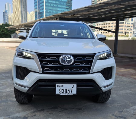 TOYOTA FORTUNER 2024