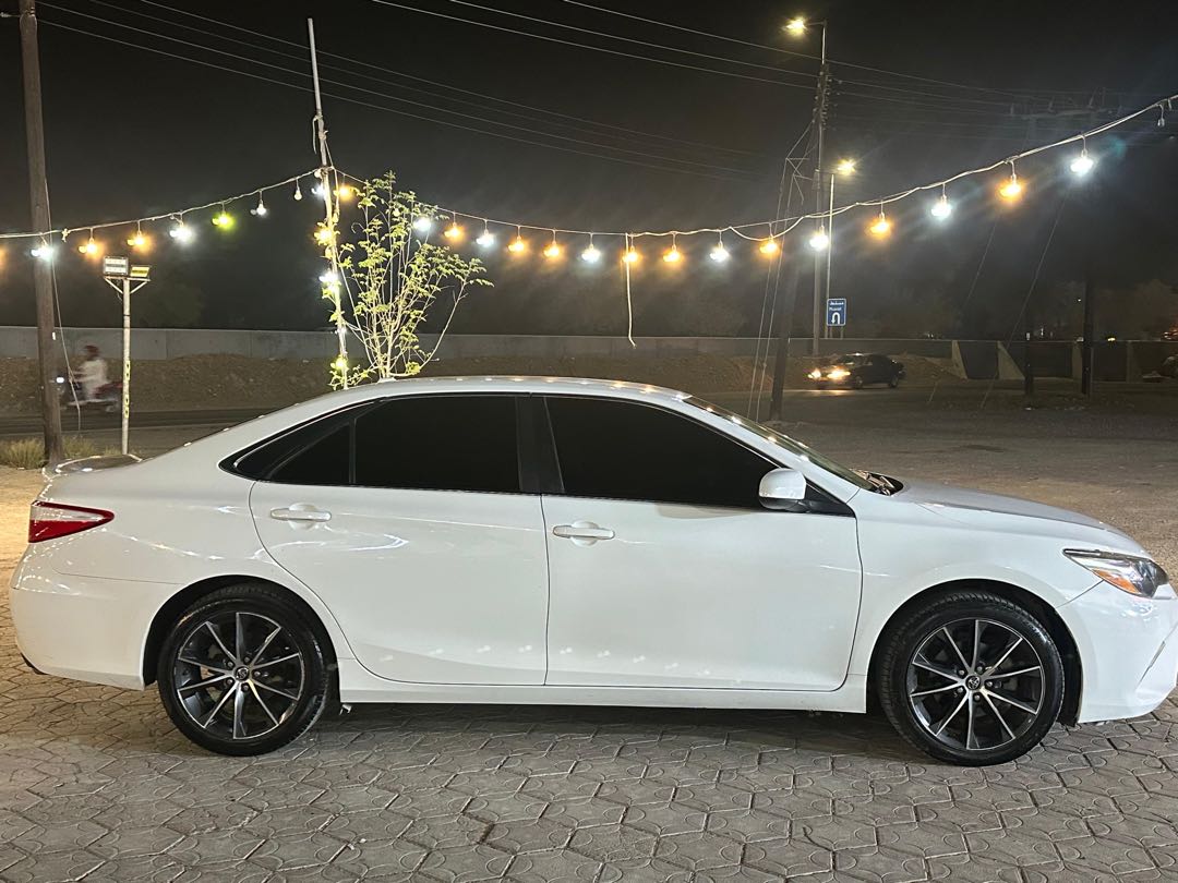 Car Image 2015 TOYOTA CAMRY S