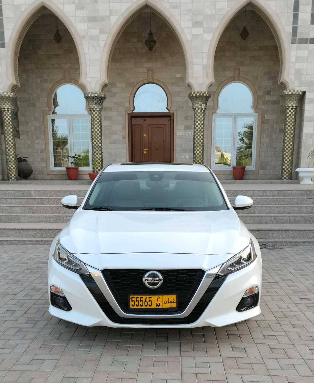 Car Image 2019 NISSAN ALTIMA SL