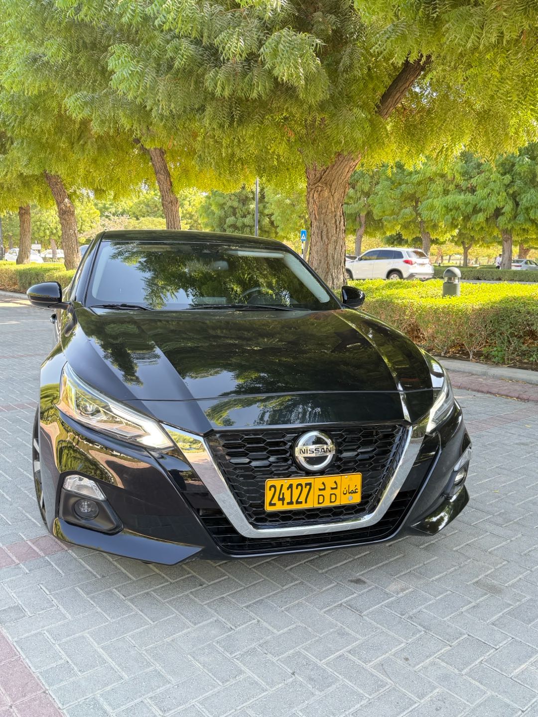 Car Image 2020 NISSAN ALTIMA SR