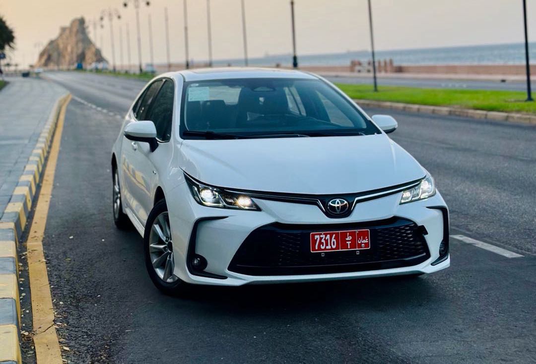 TOYOTA COROLLA 2025