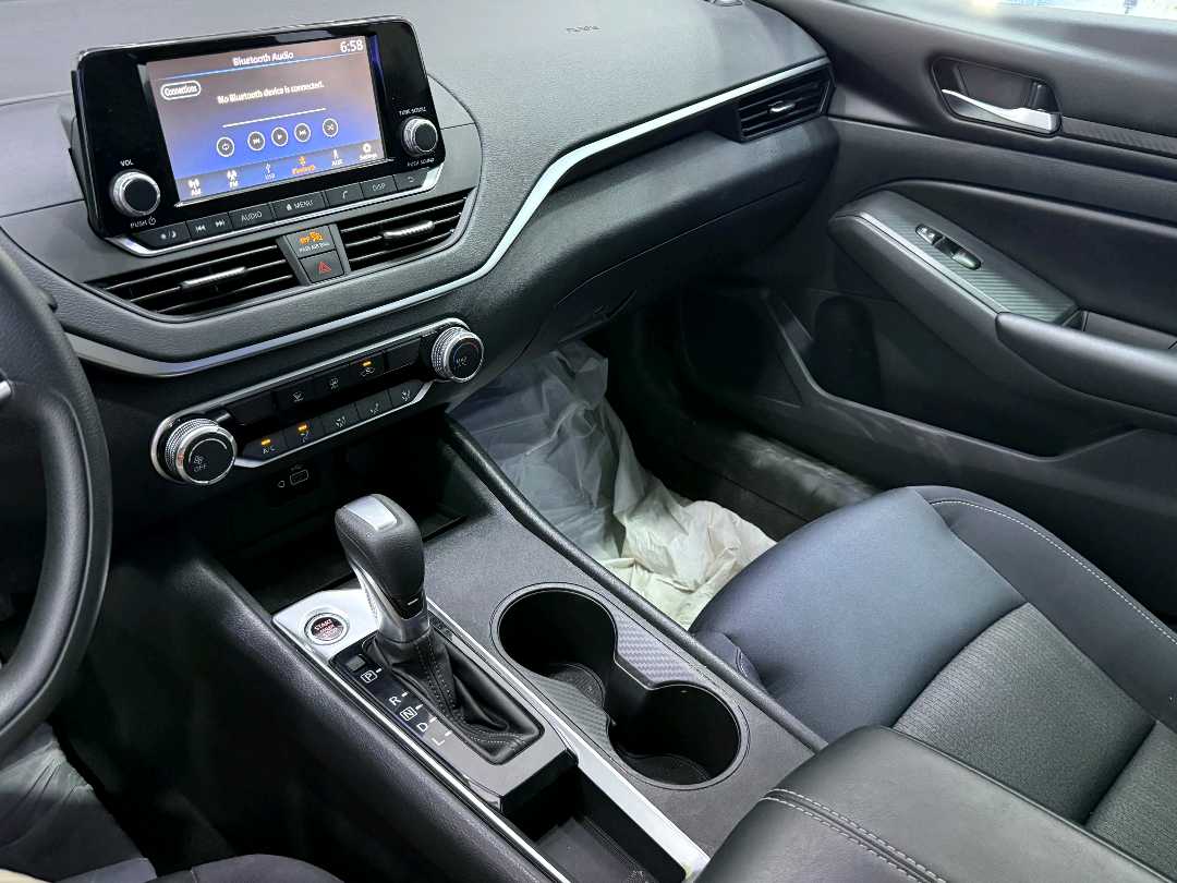 Car Image 2021 NISSAN ALTIMA S