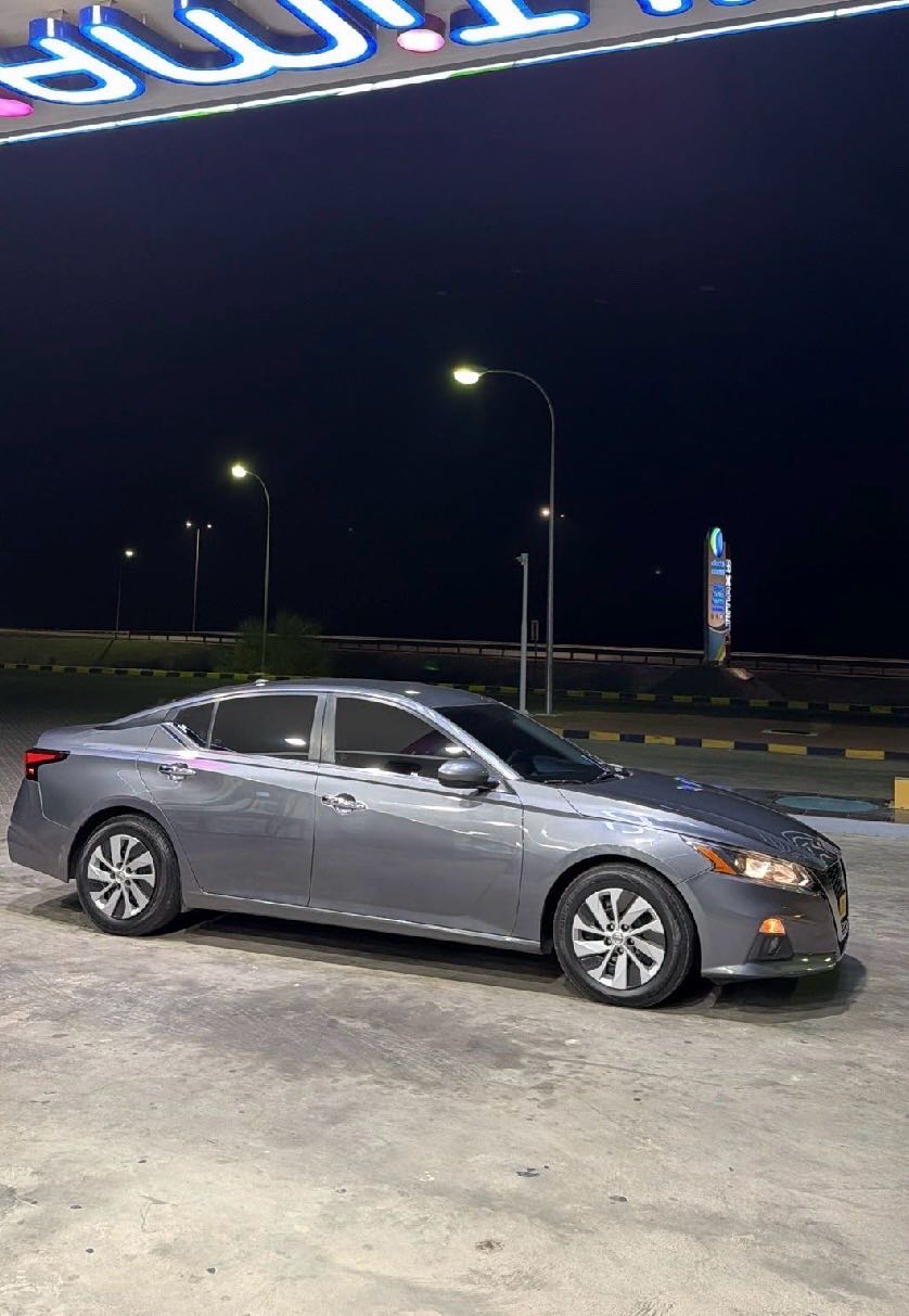 Car Image 2019 NISSAN ALTIMA S