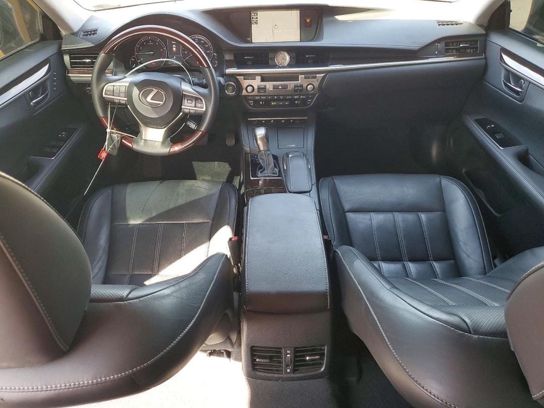 Car Image 2018 LEXUS ES 350