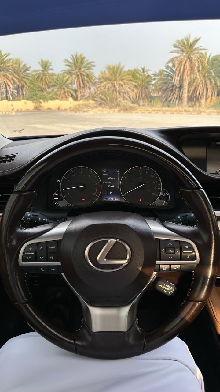 Car Image 2016 LEXUS ES 350
