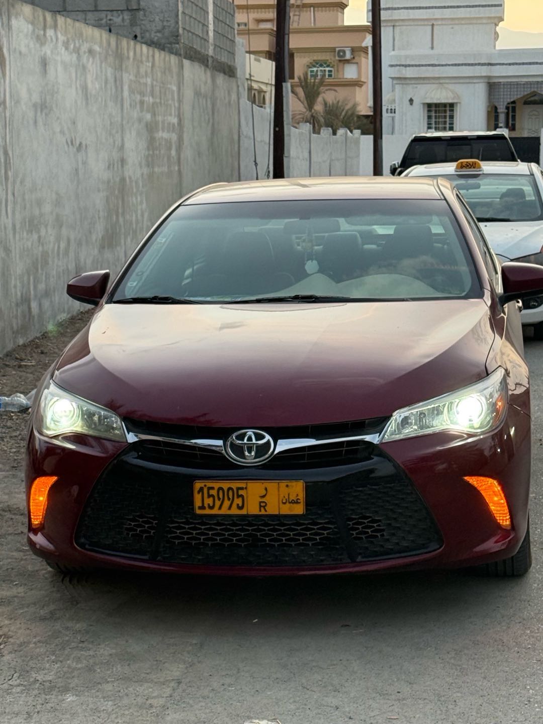 Car Image 2016 TOYOTA CAMRY SE